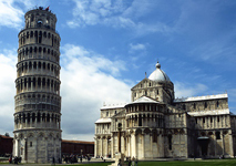 Photo der schiefe Turm und die Kathedrale Santa Maria Assunta in Pisa